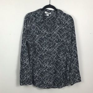 Coldwater Creek No Iron Black and White basket weave print long sleeve shirt Med